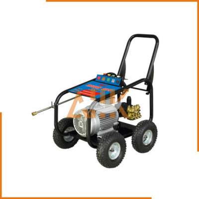 HIGH PRESSURE CLEANER 6